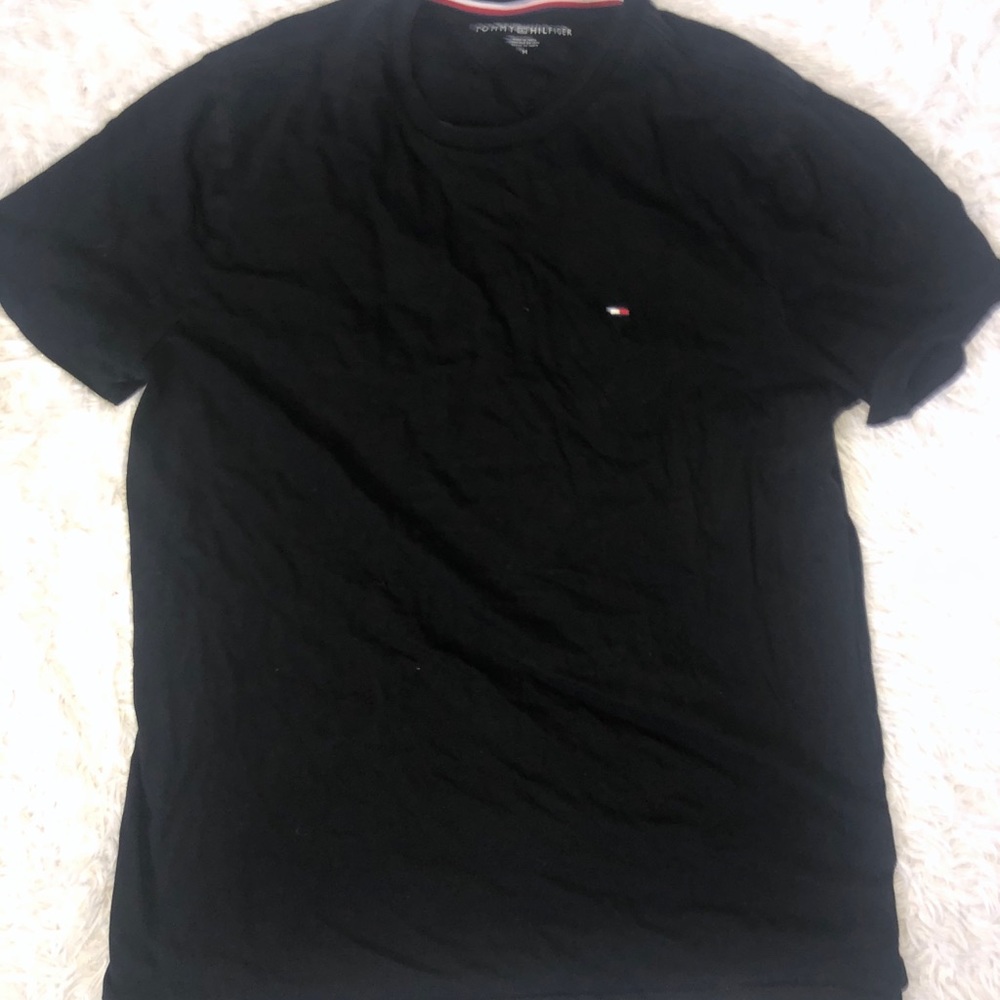 Black Tommy Hilfiger shirt